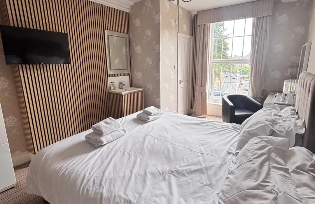 Arundel House-1